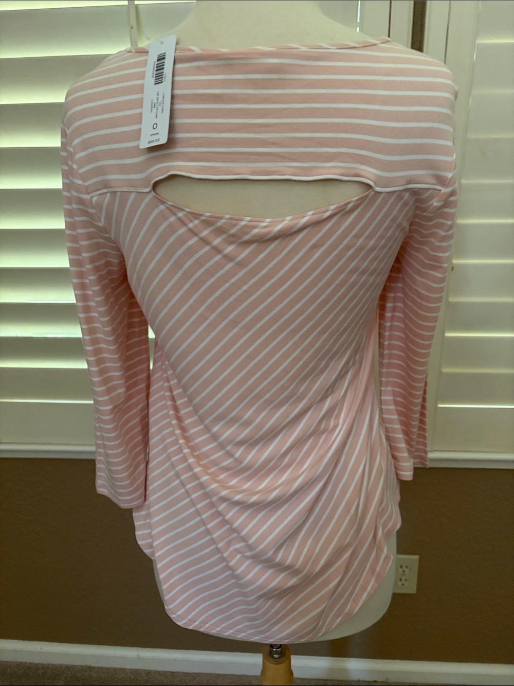 Chico’s Pink and White Striped Long Sleeve Scoop Neck top NWT size 0 / S - Picture 4 of 8